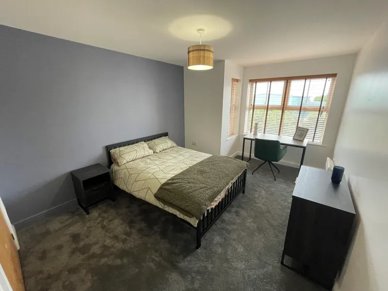 2 Bed Ensuite Student Flat // Jul 2026 - Image 3